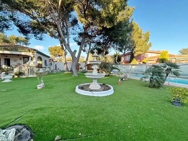 Xalet amb piscina en venda a Calle DE MIGUEL DE UNAMUNO- CAMPOAMOR, imagen 2