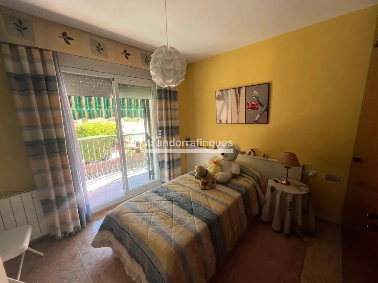 Dormitori de Casa o xalet en venda en Vilassar de Mar amb Jardí privat, Terrassa i Piscina
