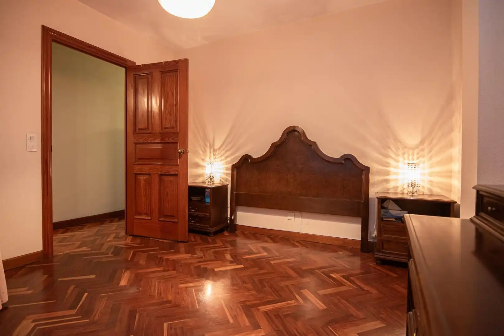 Dormitori de Pis en venda en A Coruña Capital  amb Calefacció, Parquet i Traster
