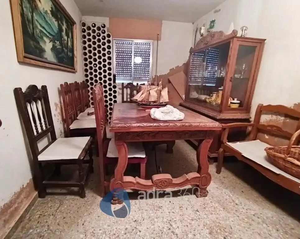 Menjador de Casa o xalet en venda en Arnedillo amb Calefacció, Jardí privat i Terrassa