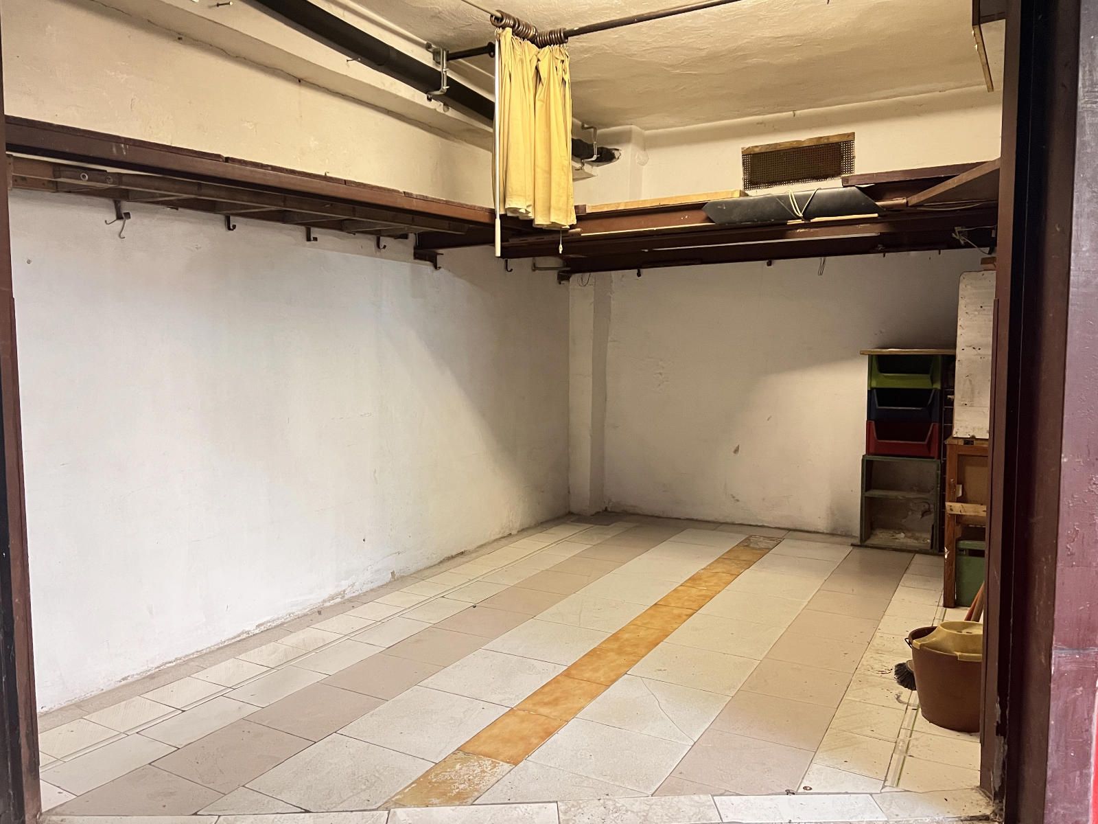 Box room for sale in Lasarte-Oria