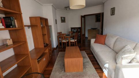 Foto 2 de Piso en venta en Euskal Herria Plaza, Amorebieta-Etxano, Bizkaia
