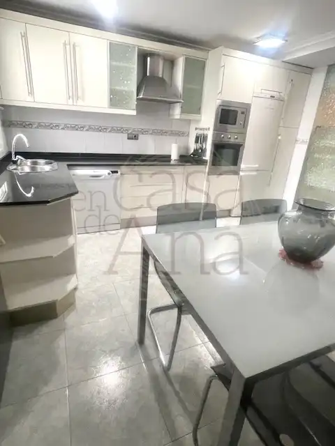 Cocina de Apartamento en venta en Bilbao  con Calefacción y Amueblado