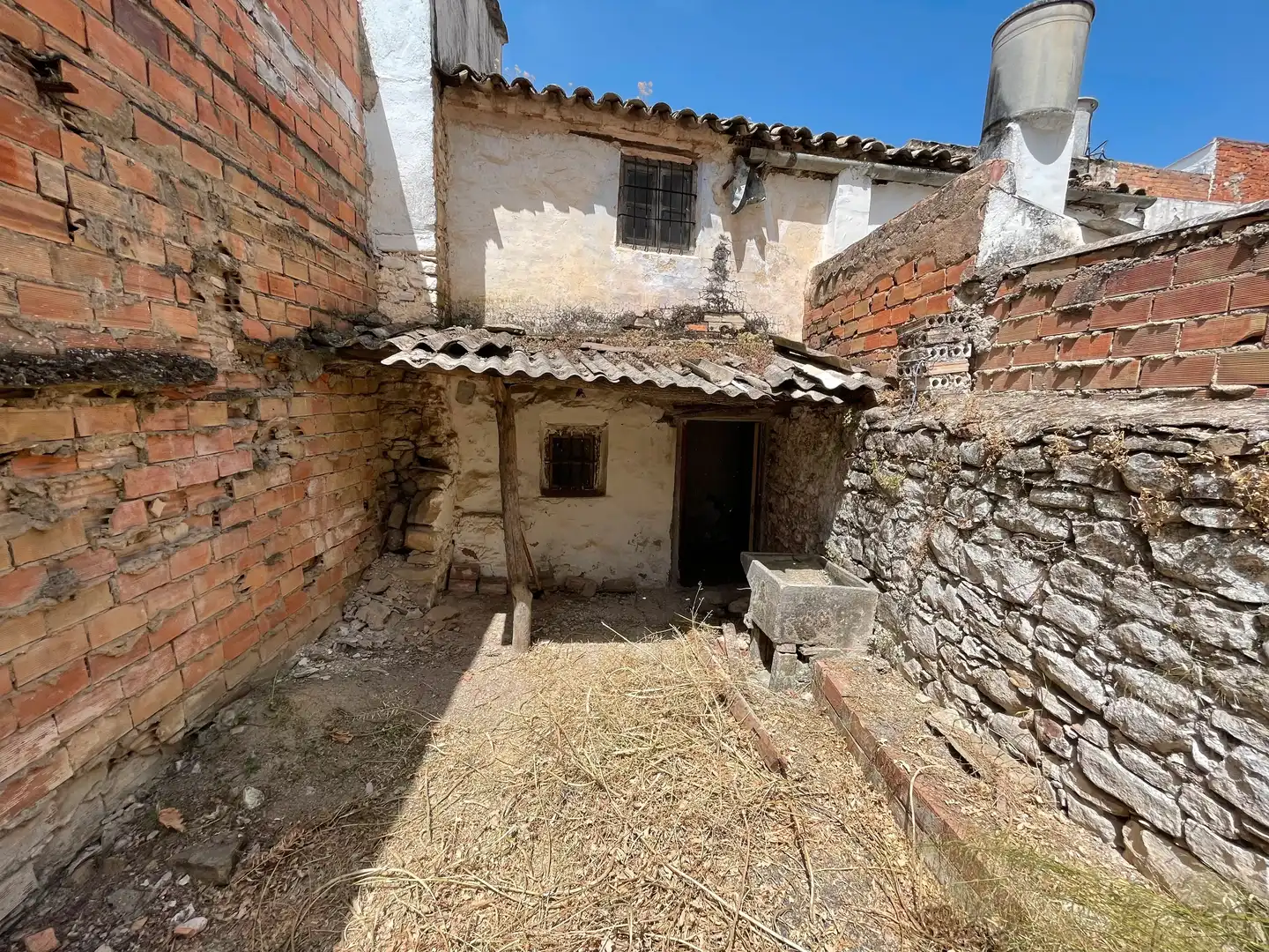 Houses for sale in Rus