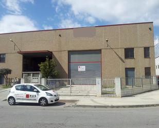 Vista exterior de Nau industrial en venda en Castellar del Vallès