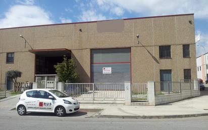 Vista exterior de Nau industrial en venda en Castellar del Vallès