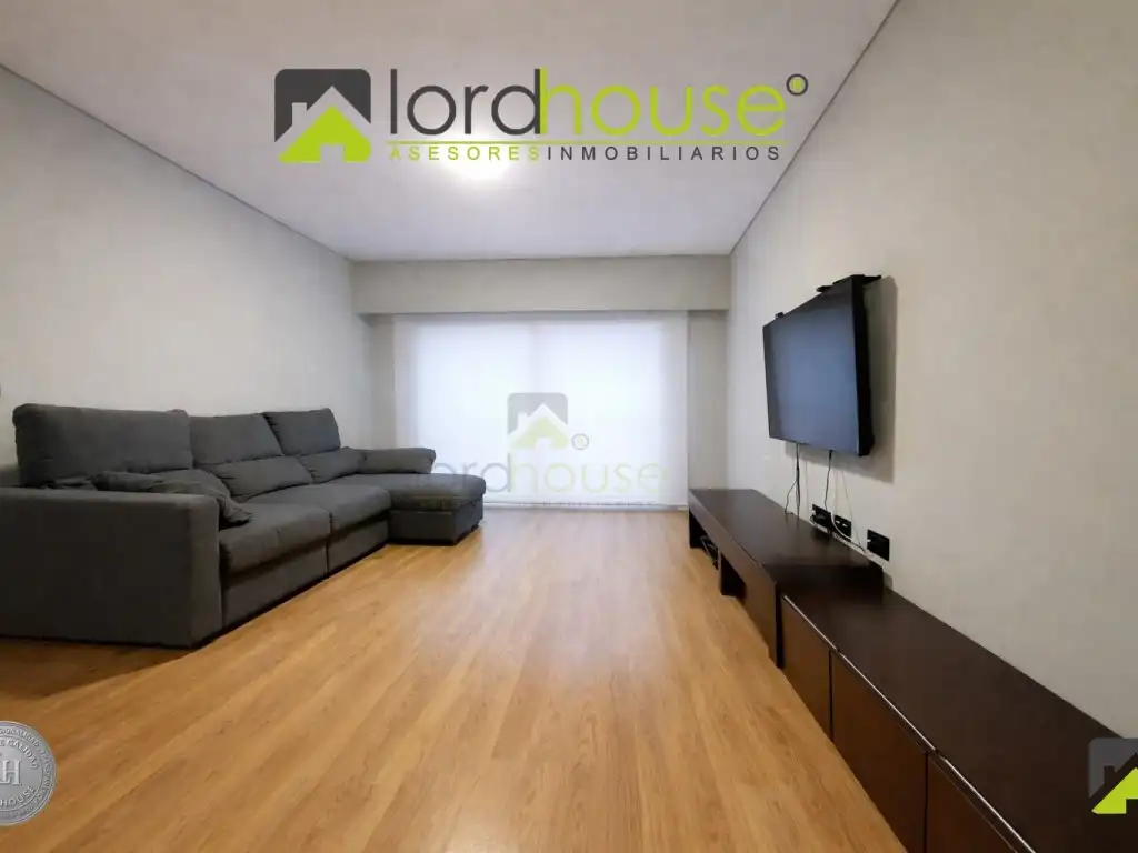 Piso con ascensor en venta en Calle Jose Mouliaa, imagen 3