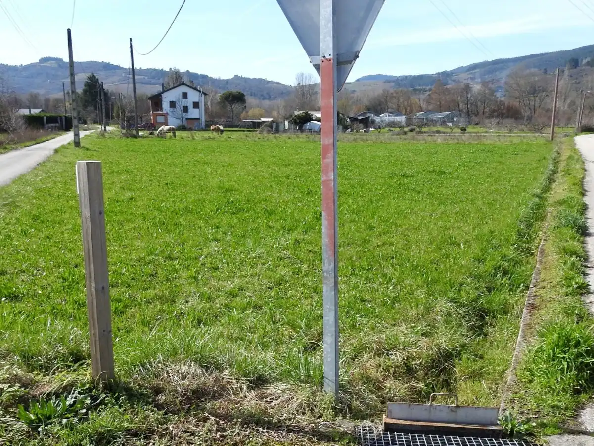 Terreno en venta en Cacabelos