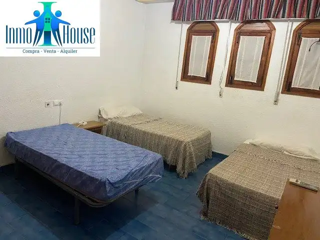 Bedroom of Buildings for sale in Albacete