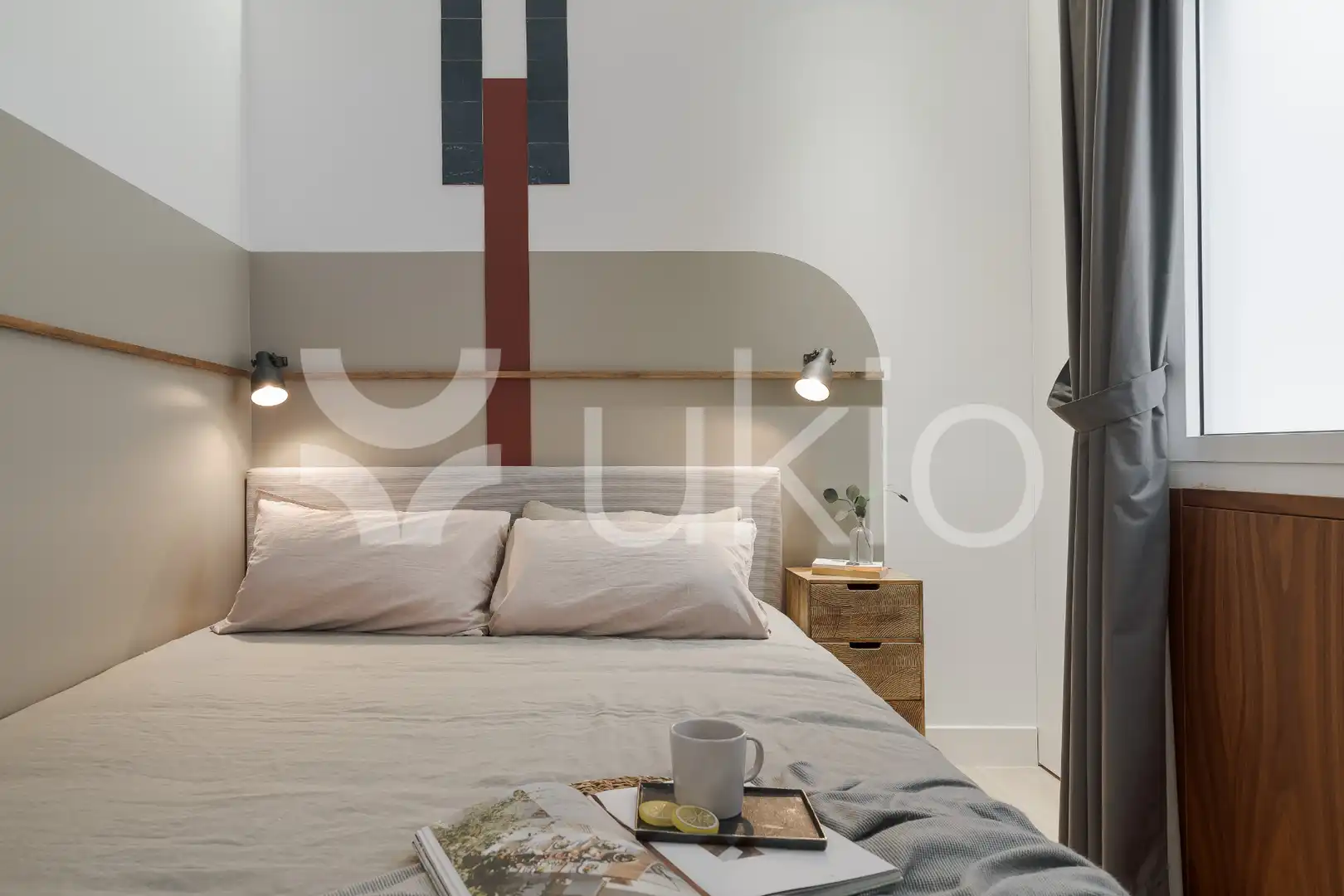 Dormitori de Apartament de lloguer en Madrid amb Aire condicionat, Calefacció i Moblat