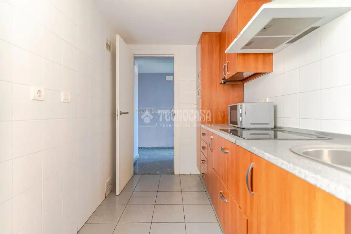 Kitchen of Flat for sale in Granada