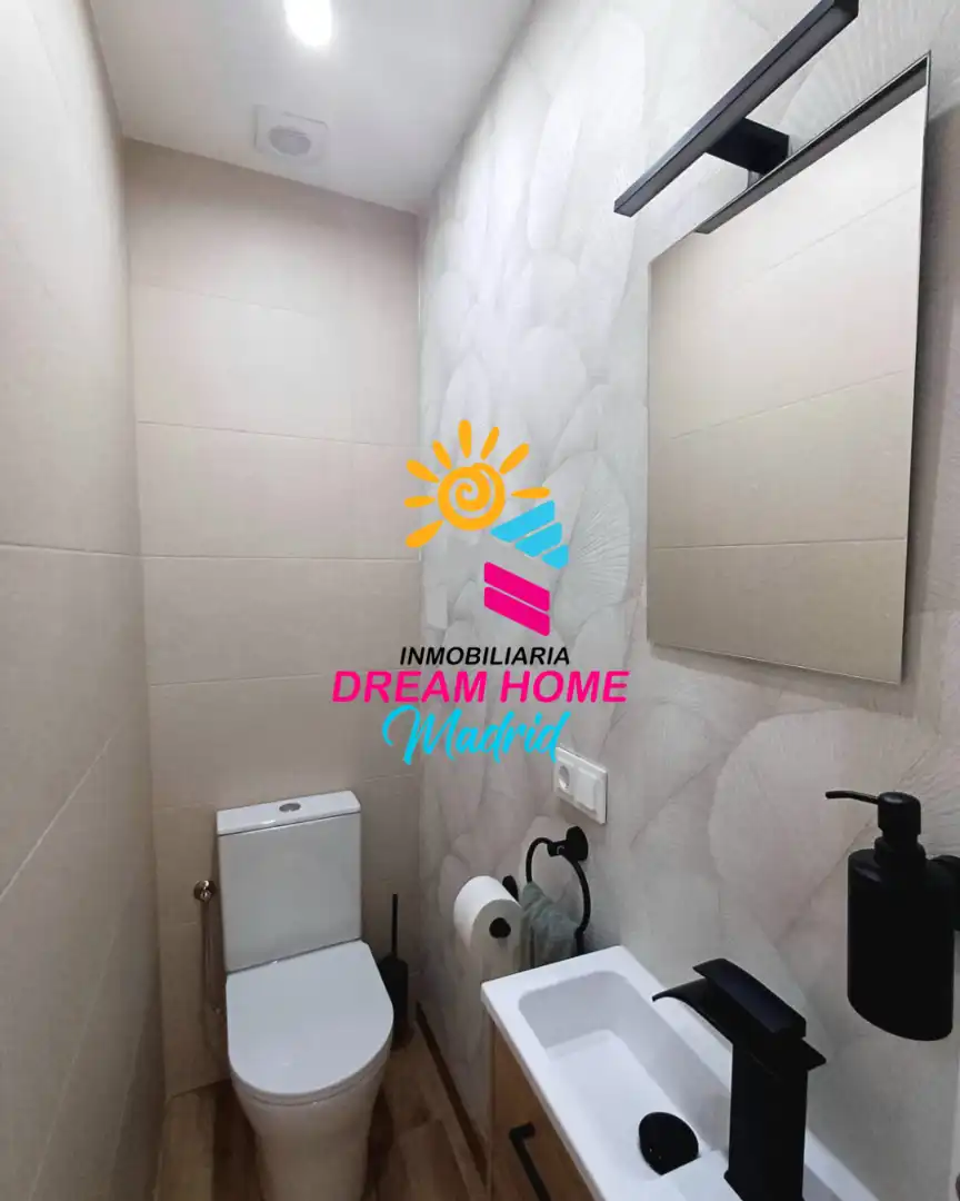 Baño de Piso en venta en Madrid con Aire acondicionado y Horno