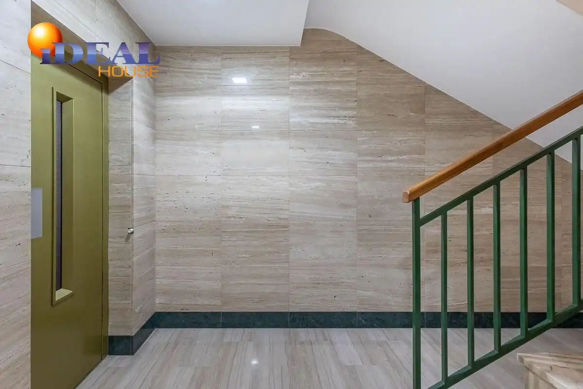 Piso con ascensor en venta en Calle ARQUITECTO JIMENEZ LACAL, imagen 29