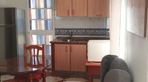 Foto 2 von Wohnung zur Miete in Calle Diamantino García, 55, Brenes, Sevilla