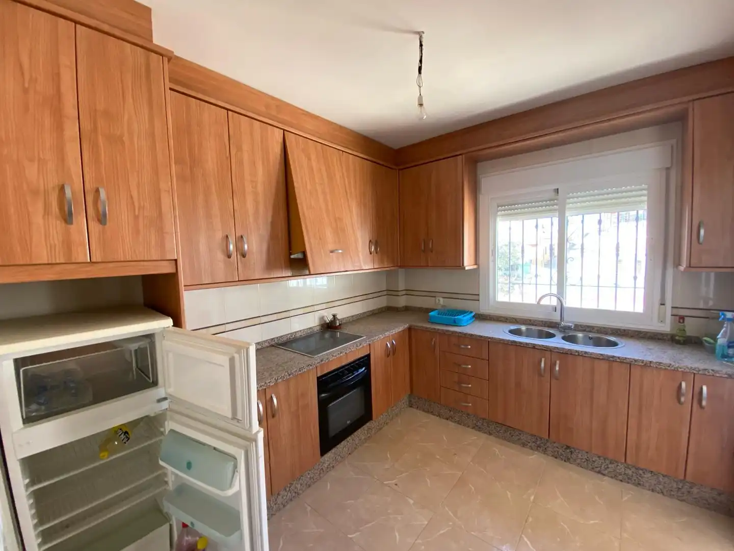 Cocina de Casa o chalet en venta en Loja con Aire acondicionado, Terraza y Trastero