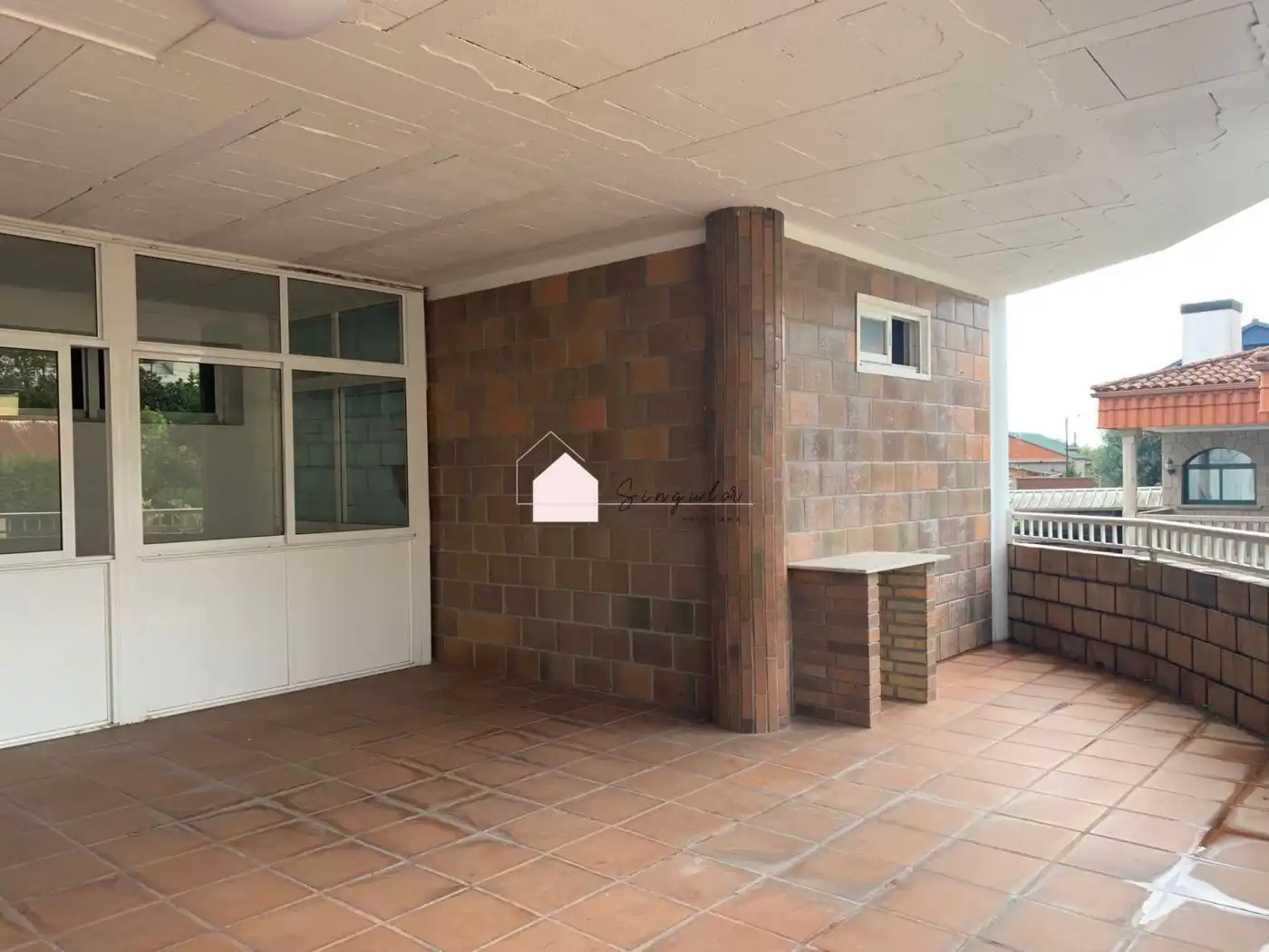 Terrasse von Wohnung zur Miete in Mos mit Heizung, Terrasse und Abstellraum