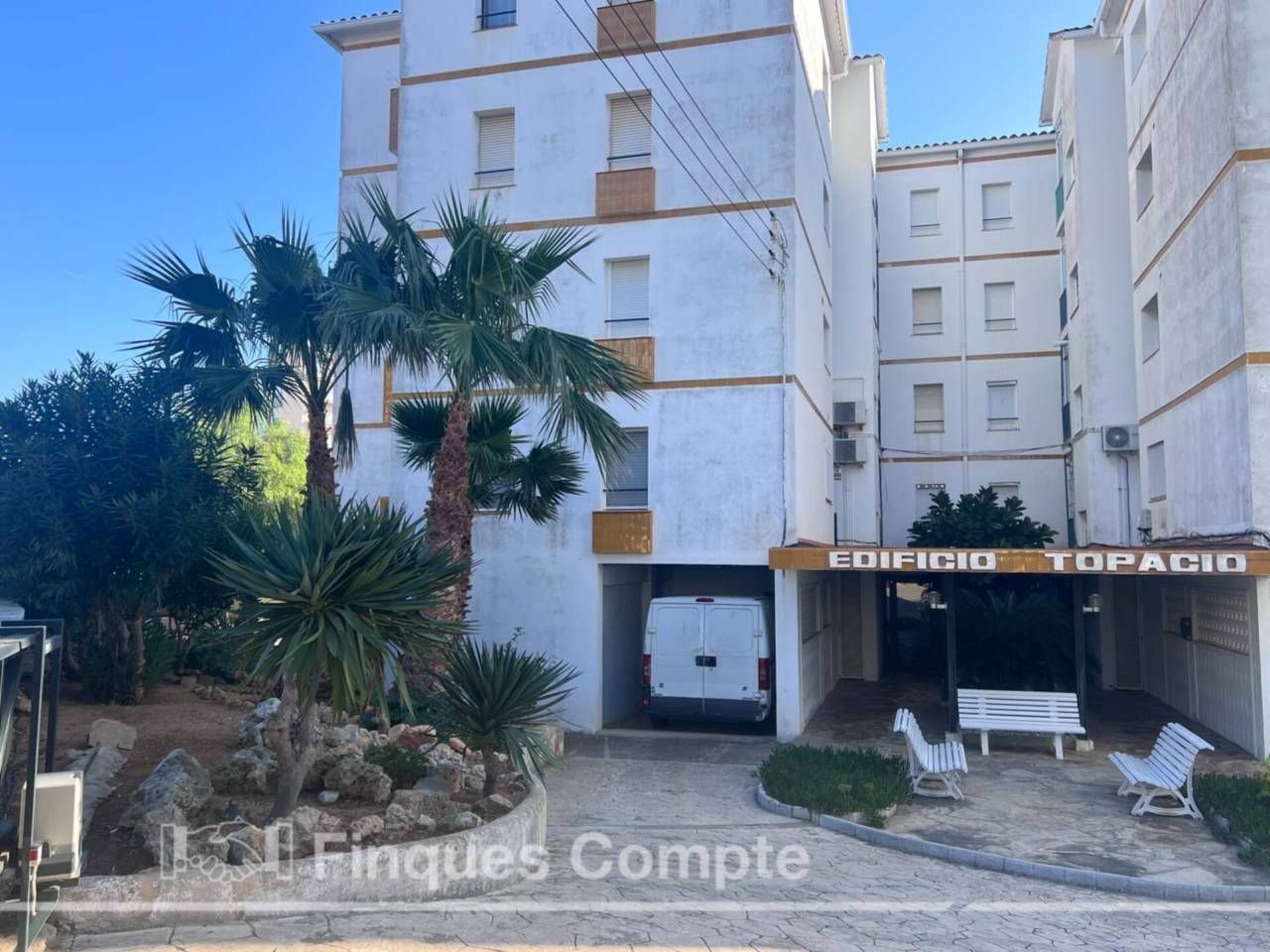 Exterior view of Flat for sale in Roda de Berà  with Air Conditioner, Terrace and Furnished