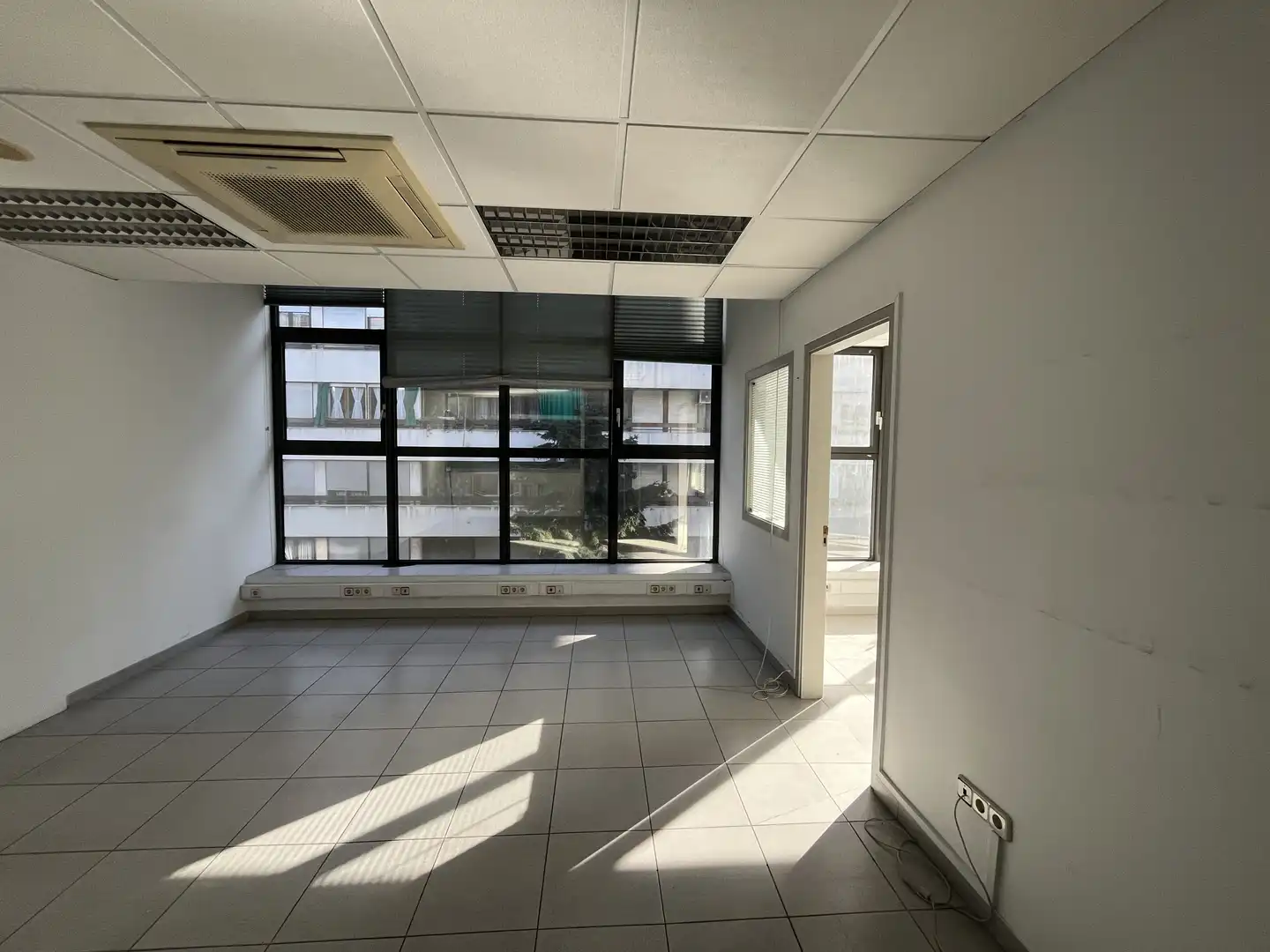 Office for rent in Manresa  with Heating