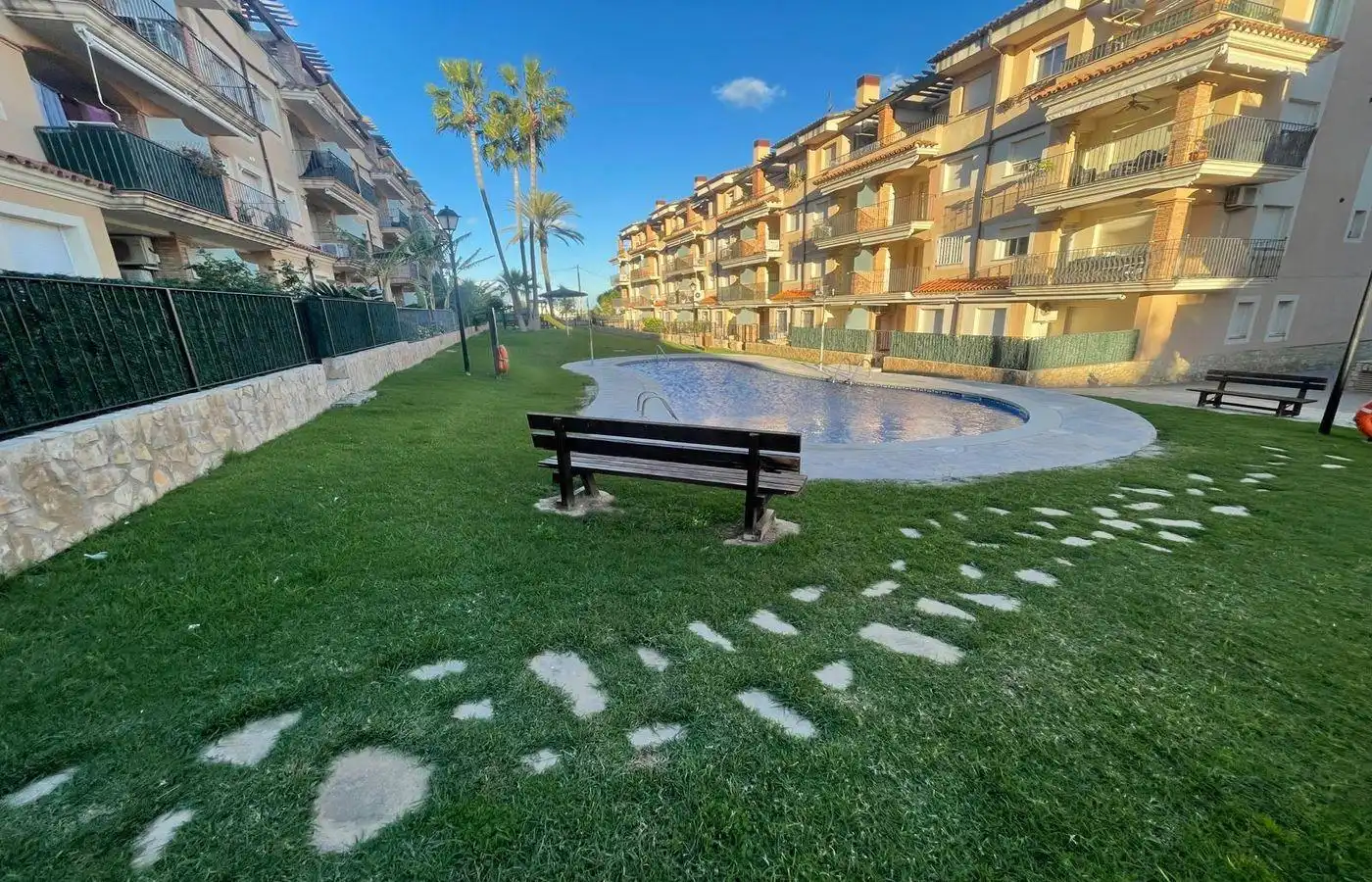 Vista exterior de Apartamento en venta en Alcanar con Jardín privado, Terraza y Trastero