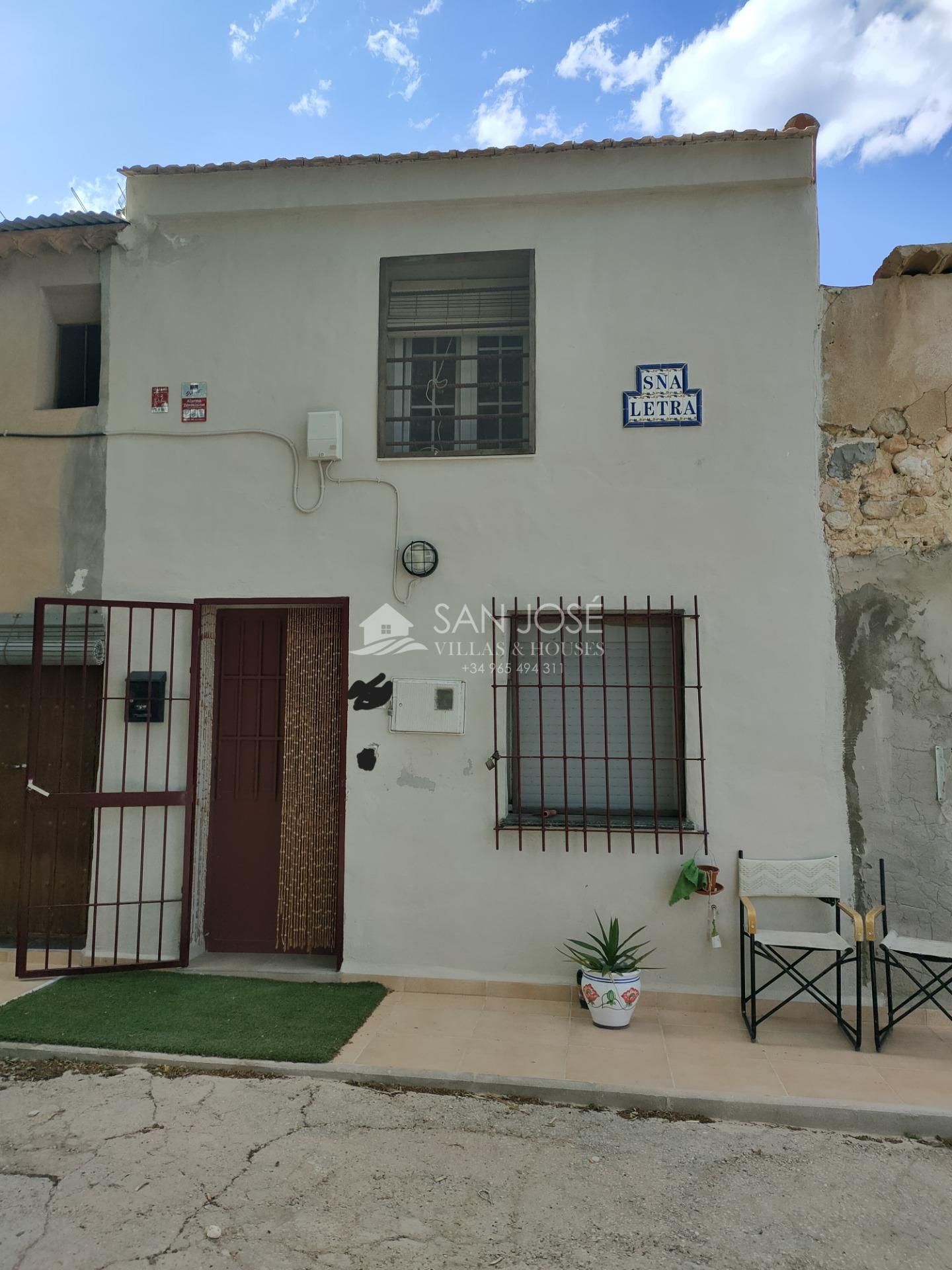 Exterior view of House or chalet for sale in La Romana