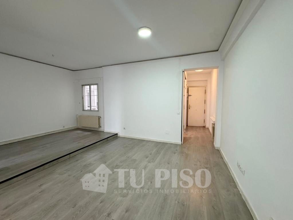 Flat to rent in Calle de Alonso Carbonell, Chopera, Arganzuela