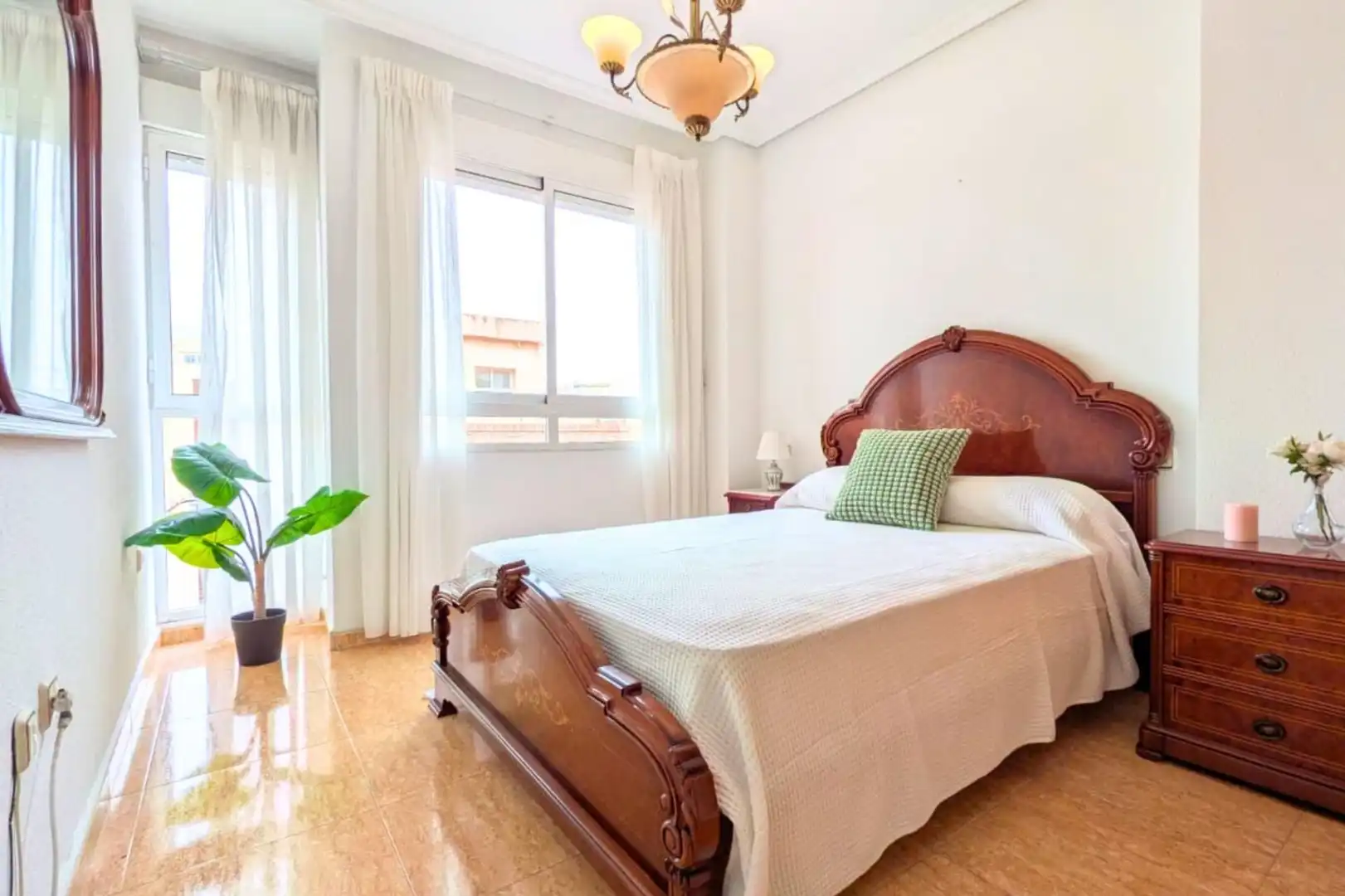 Habitación de Piso en venta en Murcia con Aire acondicionado y Trastero