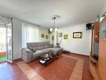 Dúplex amb balcó en venda a Barrio Oriñón 28