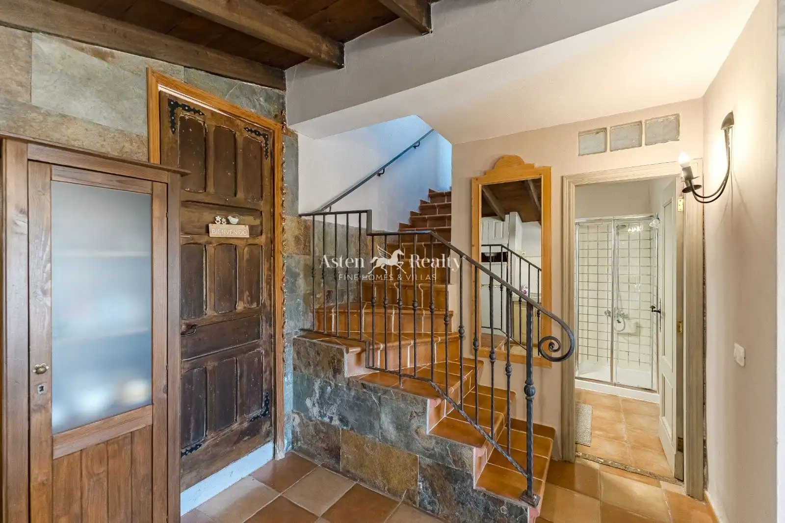 Casa adosada en venda en San Miguel de Abona amb Jardí privat, Terrassa i Moblat