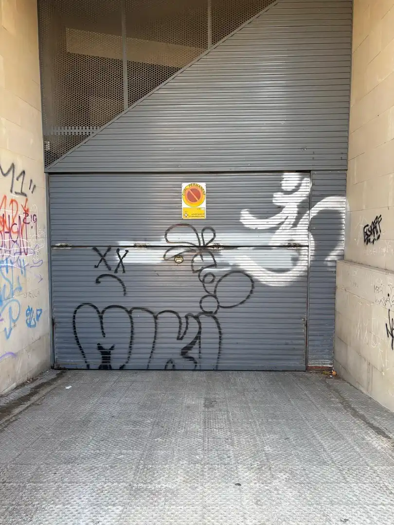 Parkplatz zum Verkauf in Nucli Urbà, imagen 6