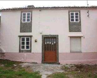 Vista exterior de Casa o xalet en venda en Ponteceso amb Parquet, Moblat i Forn