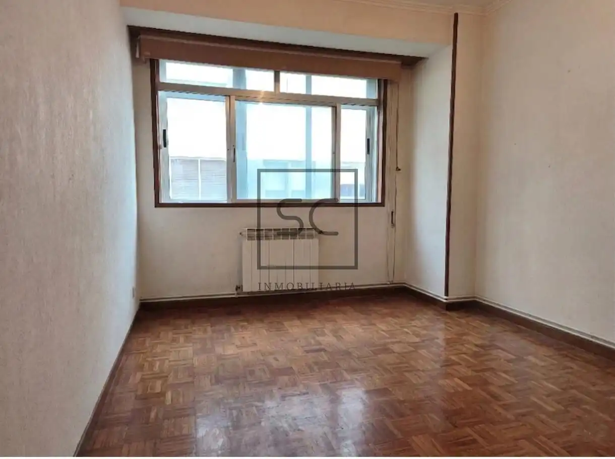 Habitación de Piso en venta en Narón con Calefacción, Parquet y Terraza