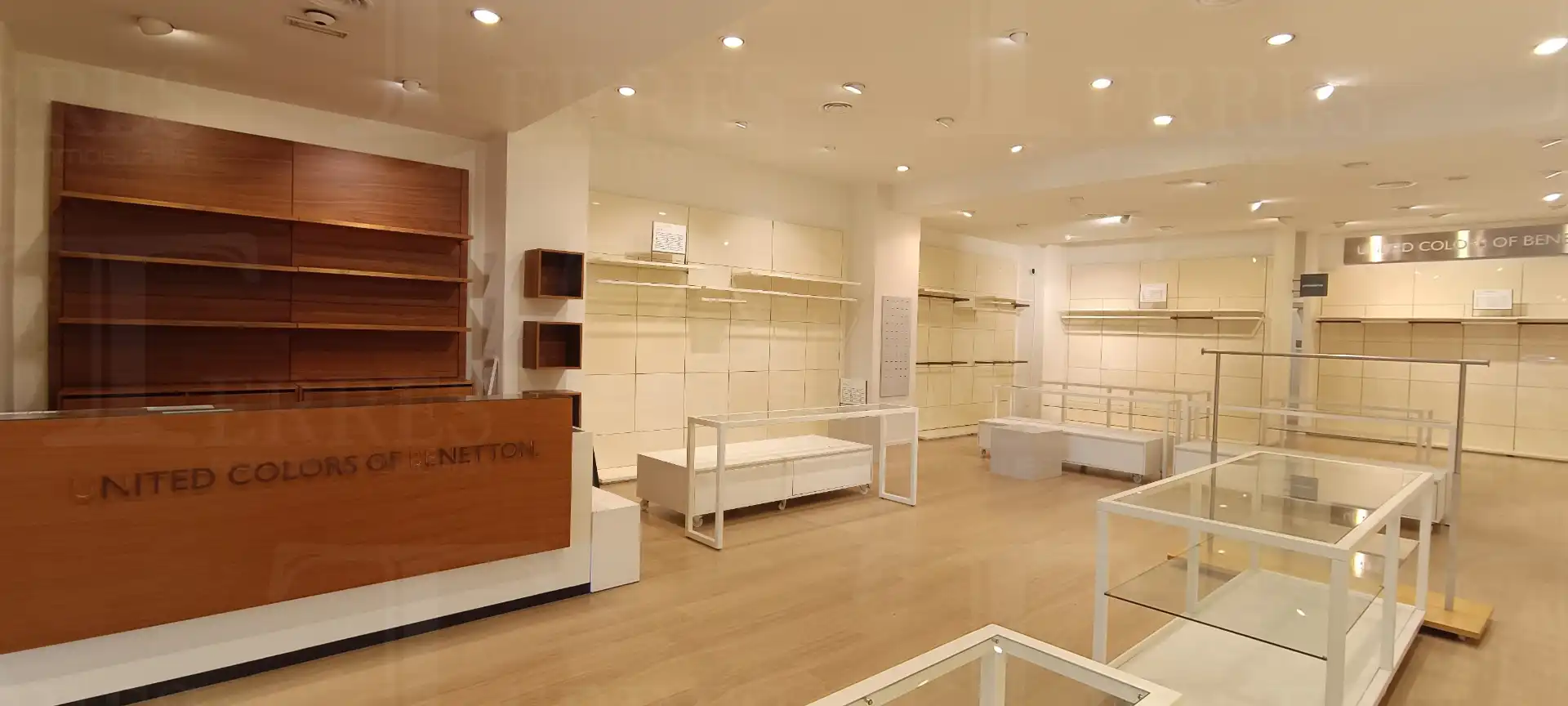Business premises to rent in Avenida España