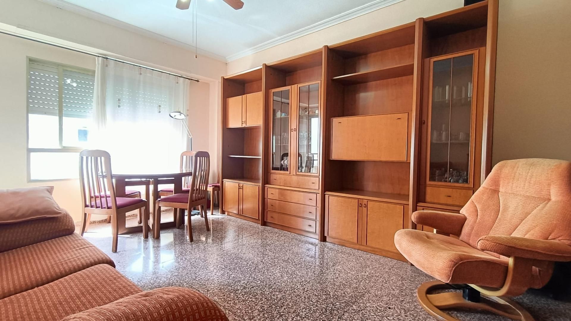 Living room of Flat for sale in Elche / Elx  with Air Conditioner and Balcony