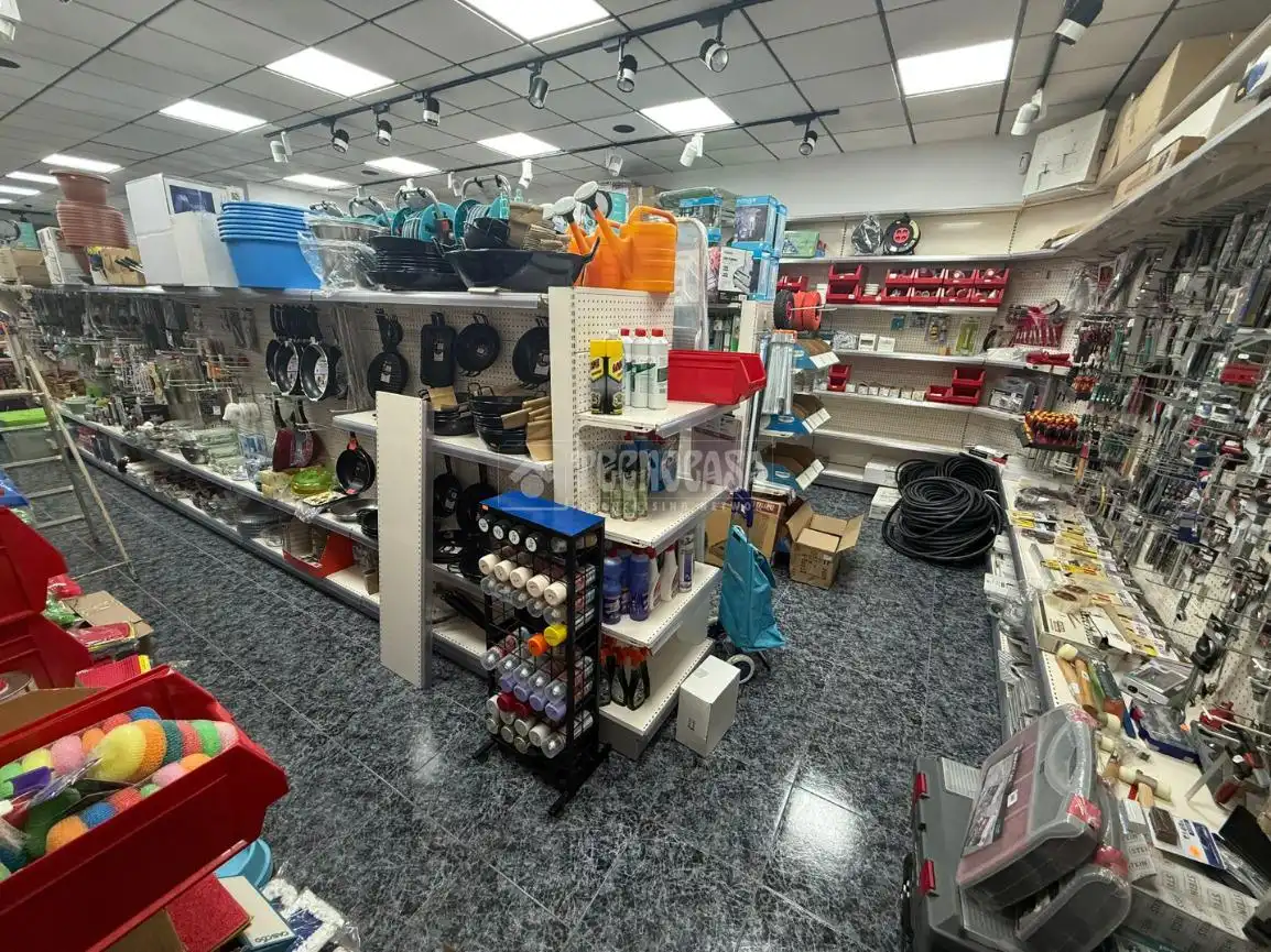 Local comercial en venda a Martos, imagen 6