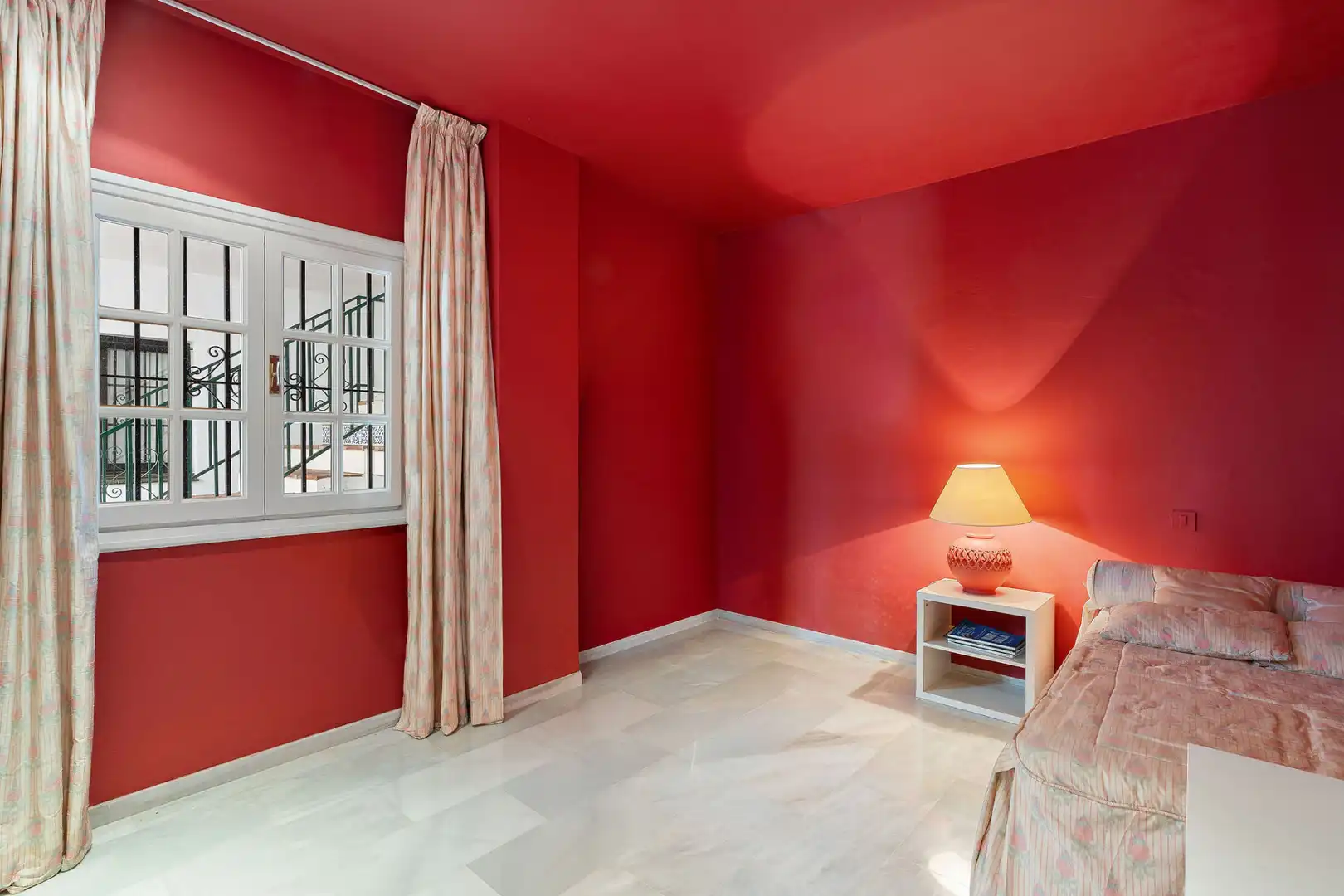 Ground floor with pool for sale in Nueva Andalucía, imagen 13