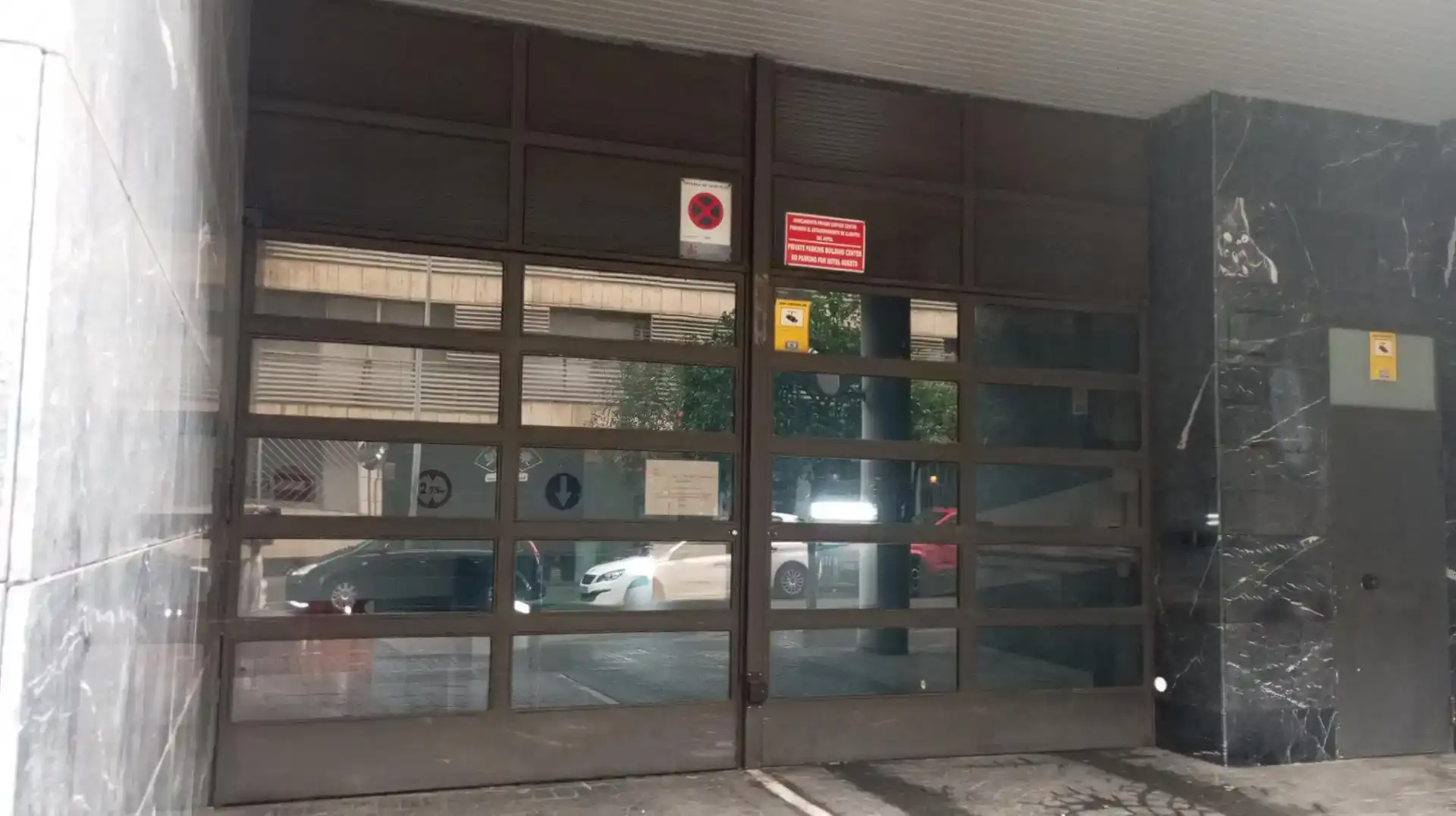 Parking of Garage for rent in Córdoba