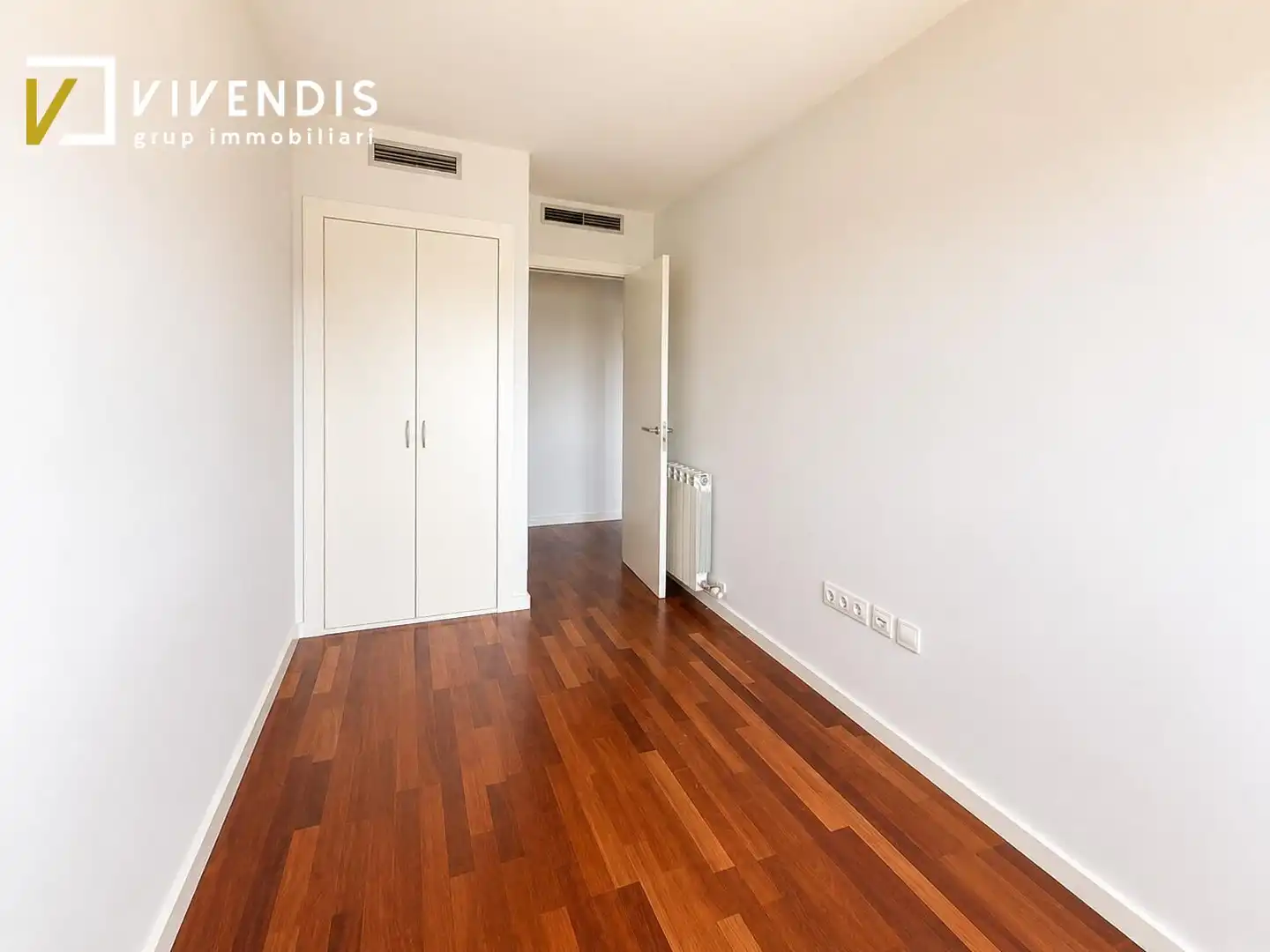 Schlafzimmer von Wohnung zum Verkauf in Lleida mit Klimaanlage, Heizung und Privatgarten