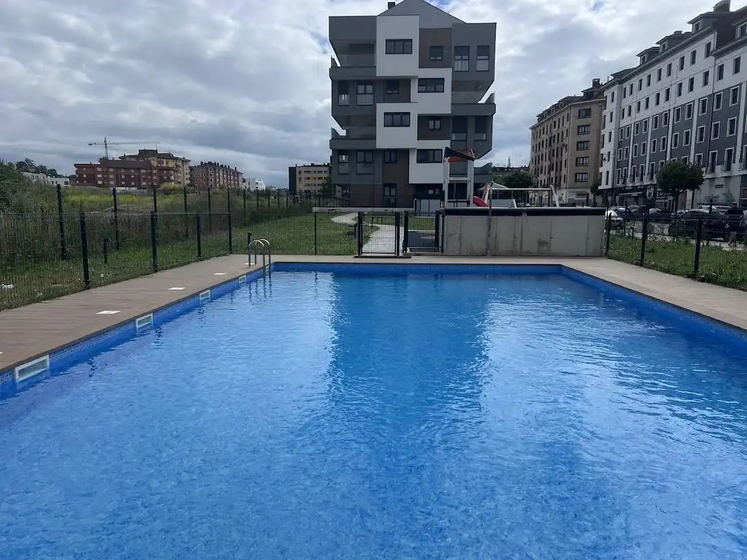 Schwimmbecken von Wohnung zur Miete in Siero mit Klimaanlage, Heizung und Terrasse