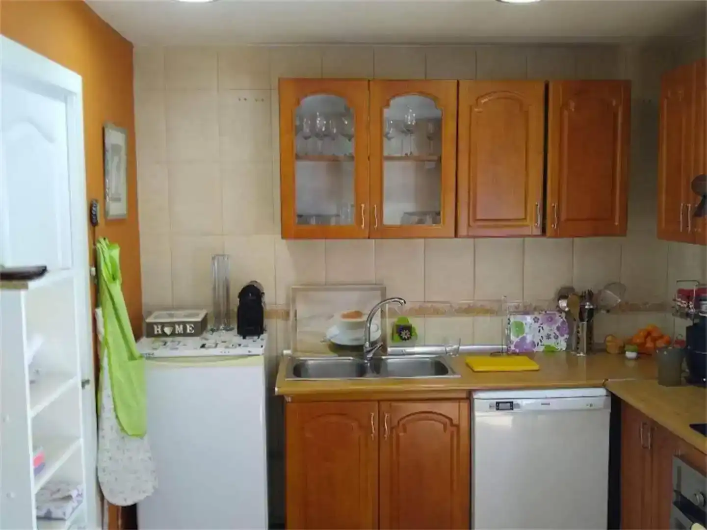 Cuina de Casa adosada en venda en Aniñón amb Jardí privat, Parquet i Traster