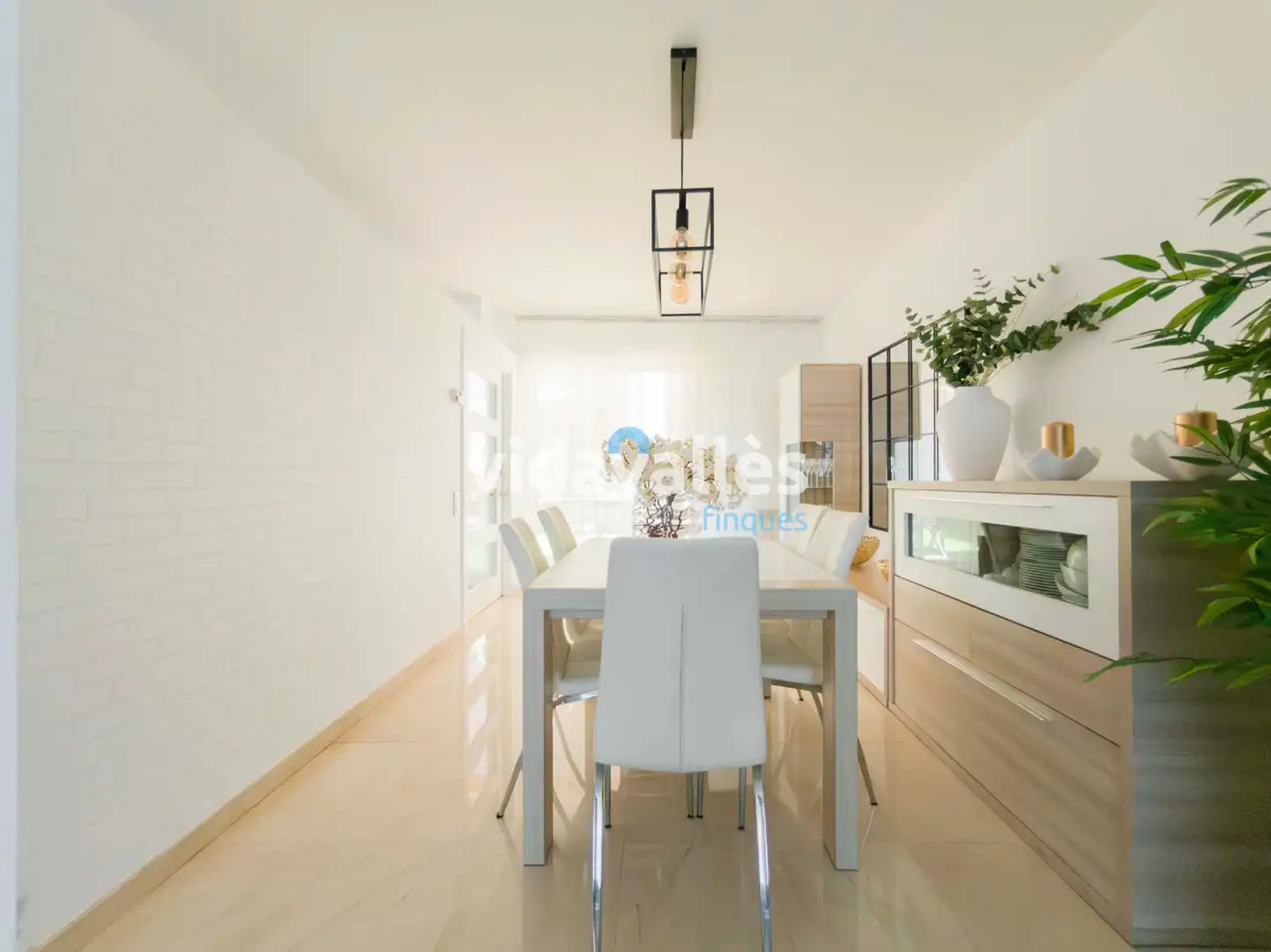 Comedor de Casa adosada en venta en Premià de Mar con Aire acondicionado, Calefacción y Jardín privado