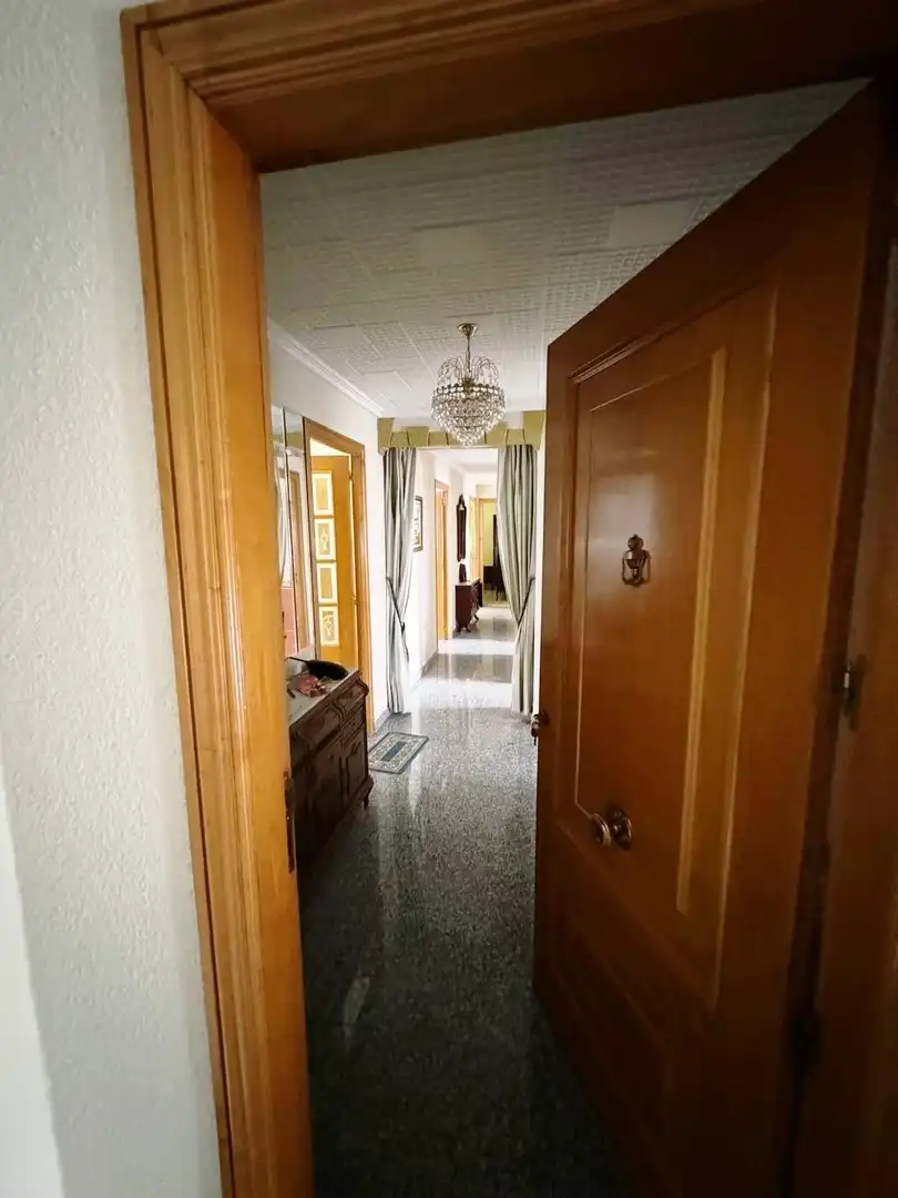 Casa adosada en venda en Ponferrada amb Calefacció i Moblat