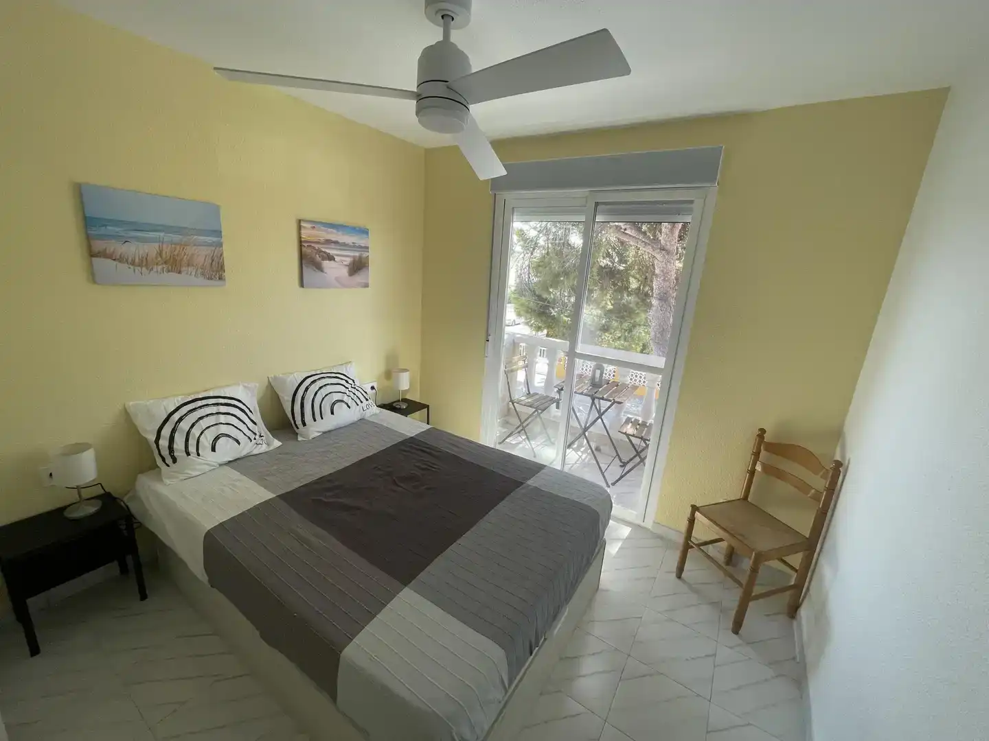 Dormitori de Dúplex de lloguer en Los Alcázares amb Aire condicionat, Parquet i Moblat