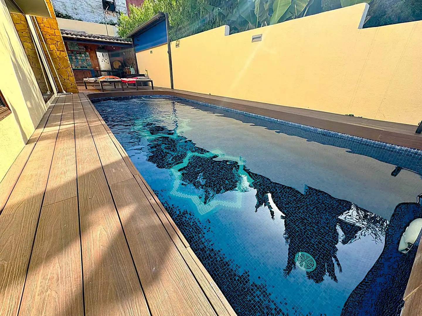 Piscina de Casa o xalet en venda en El Sauzal amb Aire condicionat, Jardí privat i Terrassa