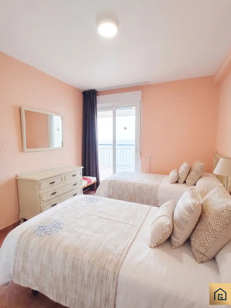 Habitación de Piso en venta en Benidorm con Terraza, Amueblado y Alarma