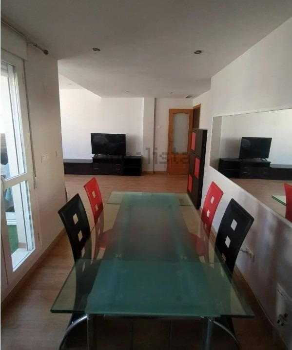 Menjador de Àtic de lloguer en Alicante / Alacant amb Terrassa, Traster i Moblat