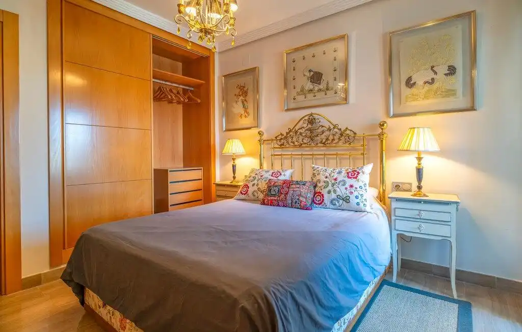Schlafzimmer von Wohnung zur Miete in Málaga mit Klimaanlage, Terrasse und Möbliert