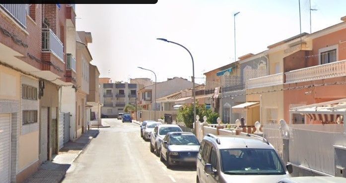 Vista exterior de Casa adosada en venda en San Pedro del Pinatar