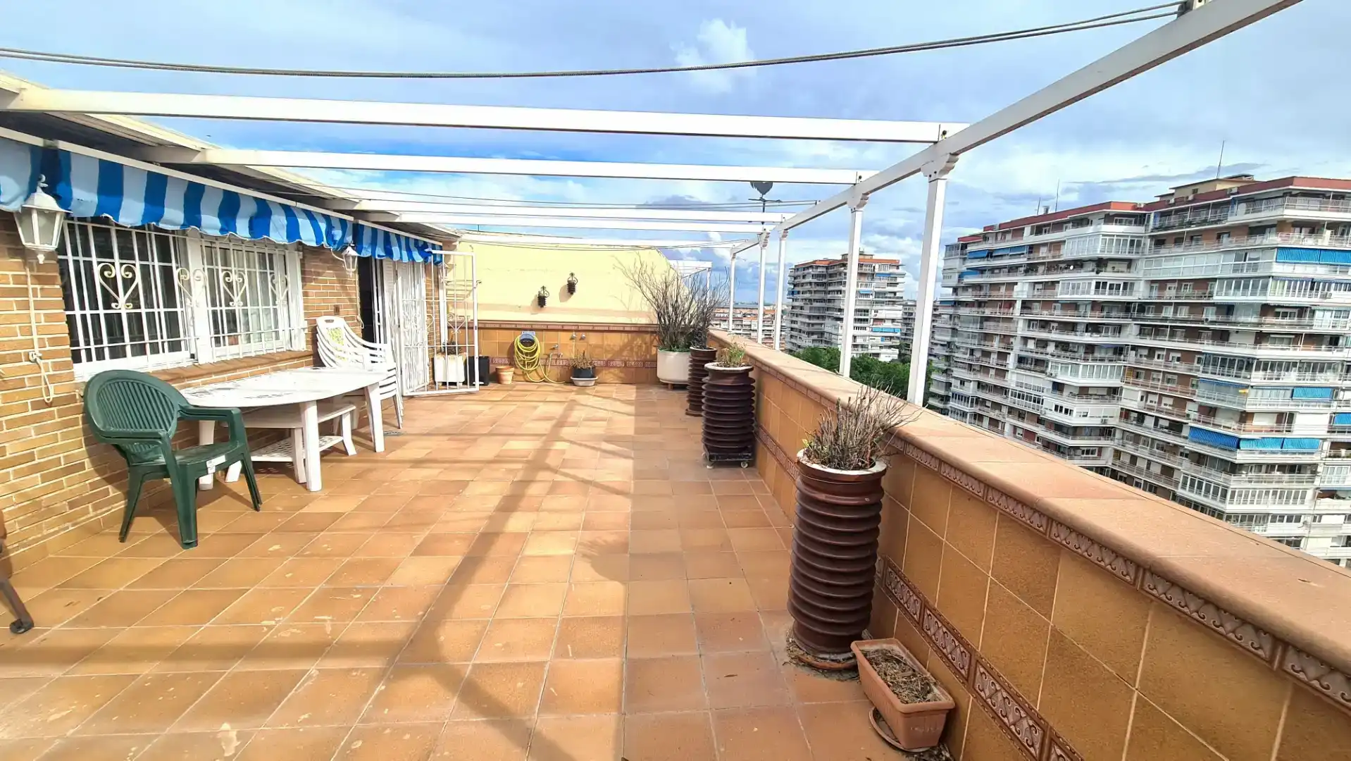 Terrassa de Àtic en venda en Alcorcón amb Aire condicionat, Parquet i Moblat