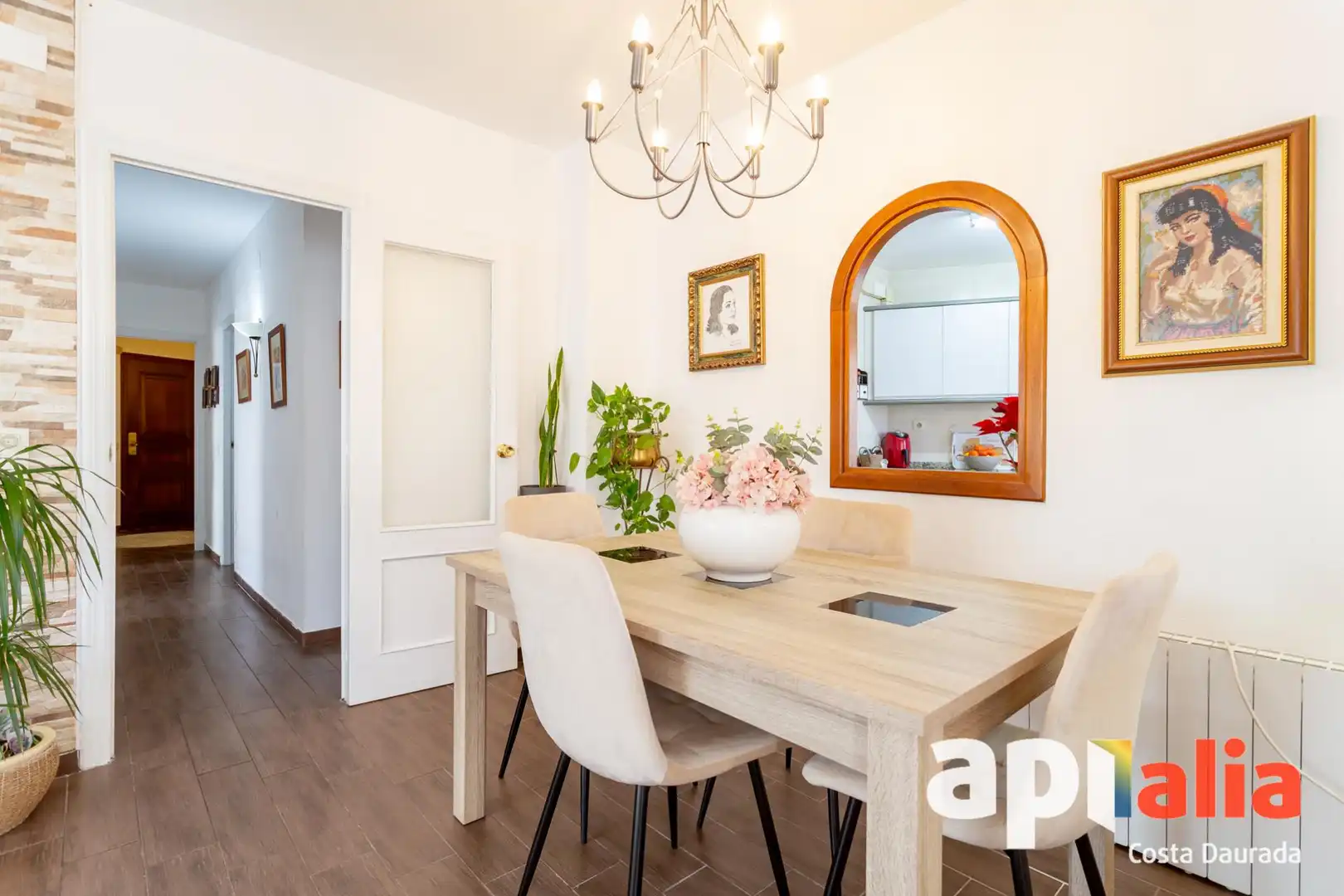 Comedor de Piso en venta en Vandellòs i l'Hospitalet de l'Infant con Terraza