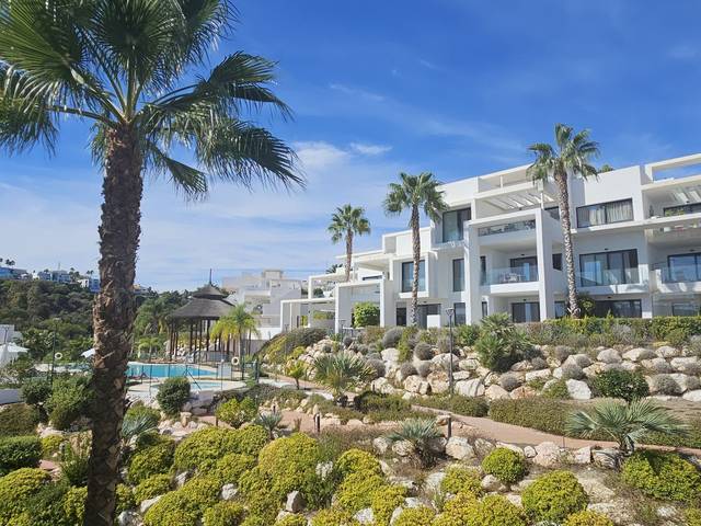 Ático en Venta en Estepona - Estepona,Atalaya,Calle Nueva Atalaya en Nueva Atalaya